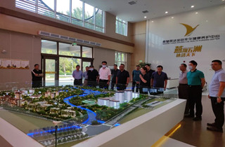 秦皇島市副市長李國強一行領導蒞臨秦皇燕達養老考察指導